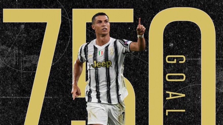 Ronaldo cán mốc 750 bàn thắng trong trận đấu lịch sử ở Champions League